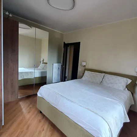 Il Castello Sul Mare Apartmán Janov